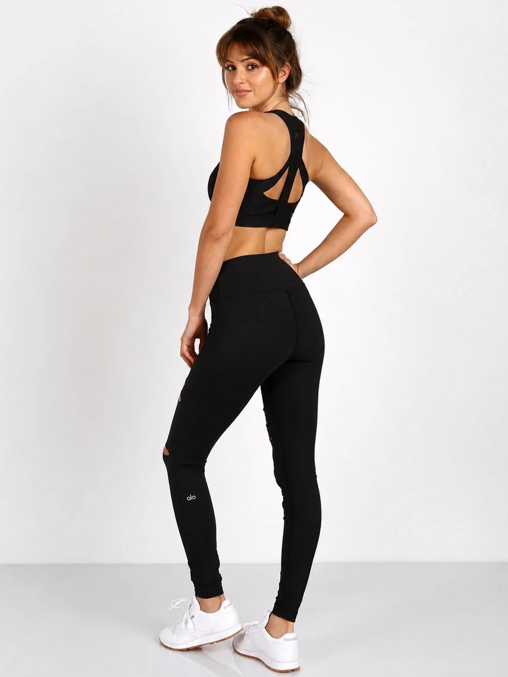 ALO Yoga Ripped Warrior Black High-Waist Leggings with Sculpting Fit, sz S, guc
